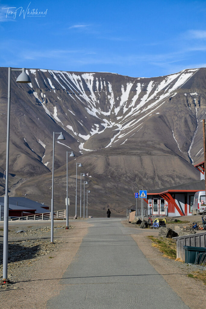 A Photowalk Exploring Longyearbyen - a brief exploration of some of the buildings, textures and colours of Longyearbyen